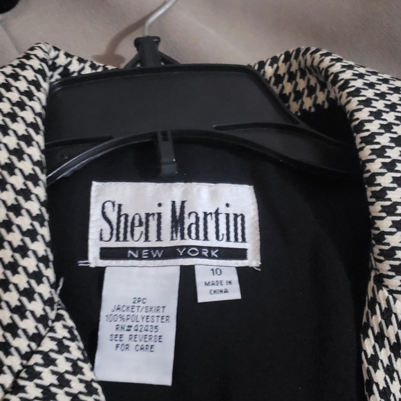 Jacket - Picture 3 of 3